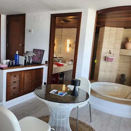 Solo Atico Guest Bed & Breakfast