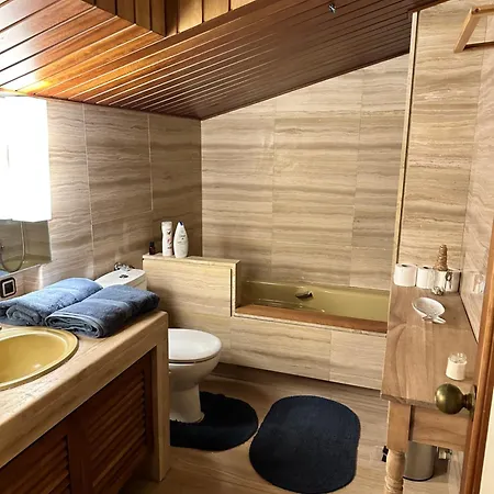 Bed & Breakfast Solo Atico Guest